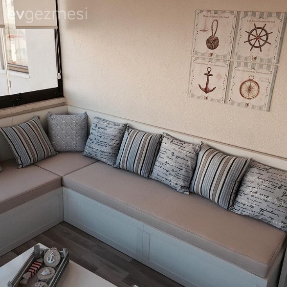 Antik şıklığın ağırlıklı olduğu konforlu ve sofistike bir dekor..