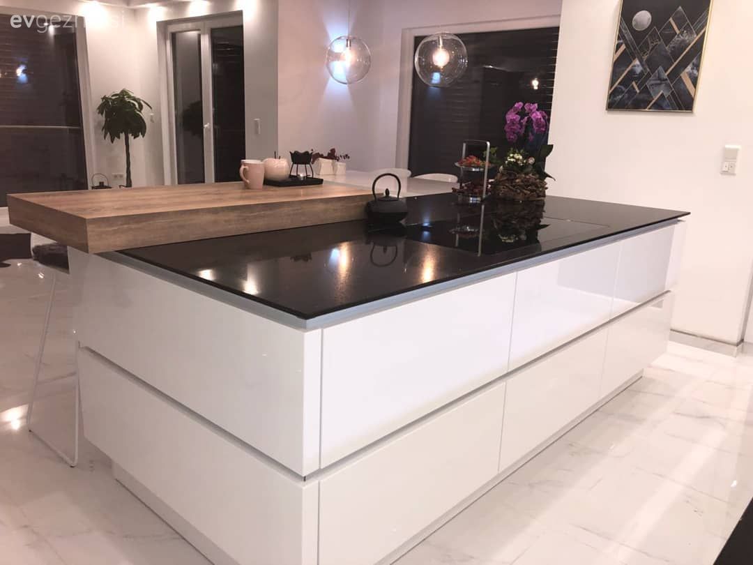 Güçlü Renkler, Stil Sahibi Detaylar: Çağdaş Stilde Bir Ev