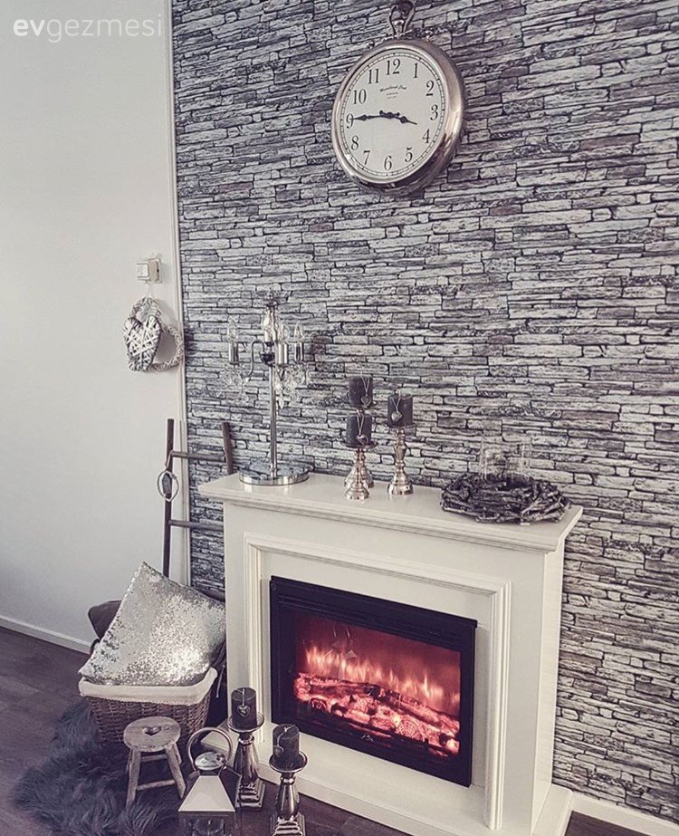 Gümüş, Duvar saati, Salon, Şömine, Taş duvar