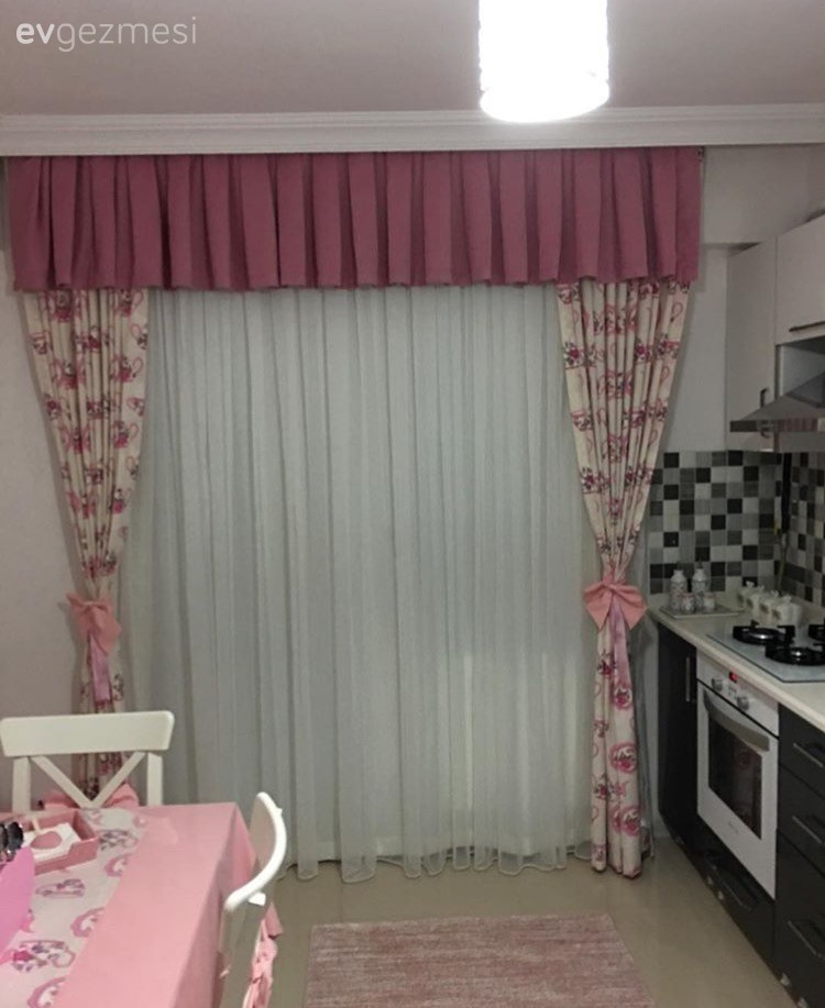 Mutfak, Pembe, Perde