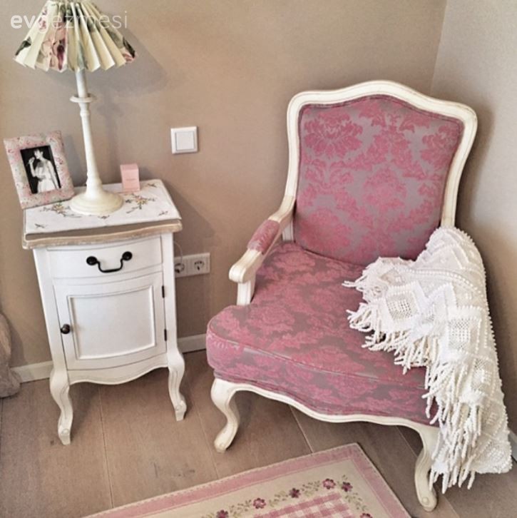 Feyza hanımın dekoru değişen yatak odası..