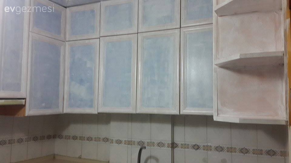 Ebru hanımın boyayıp, değişime kendi bile inanamadığı mutfağı..