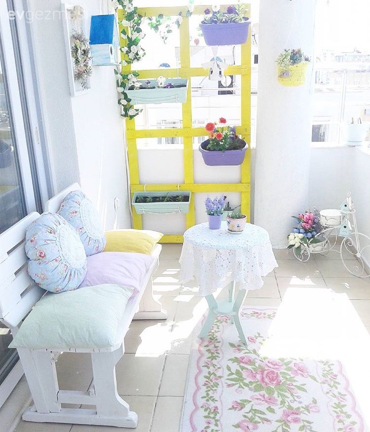 Balkon, Kendin Yap, Mobilya boyama, Mor, Öncesi / Sonrası, Sarı