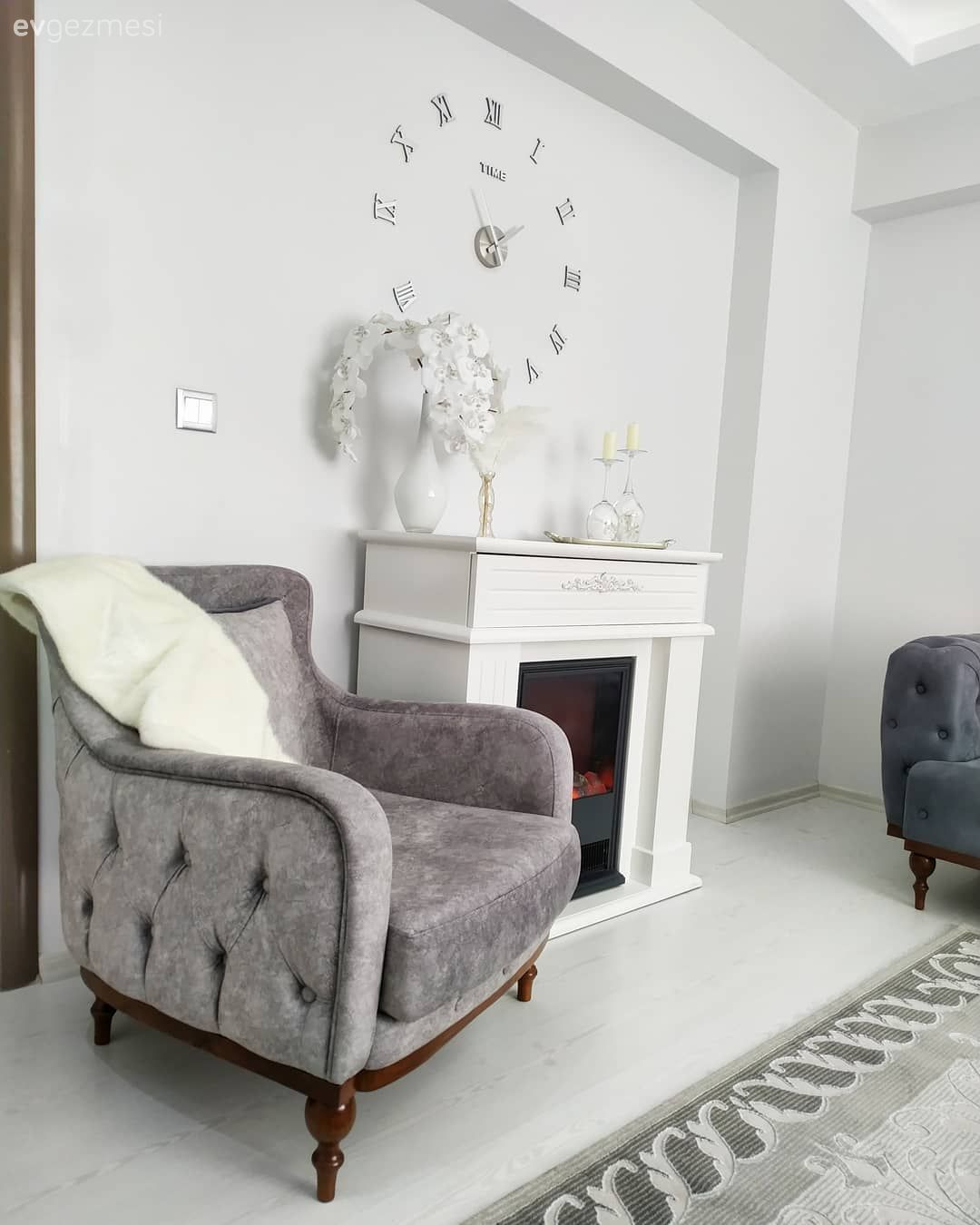 Berjer, Gri, Oturma Odası, Şömine, Duvar saati