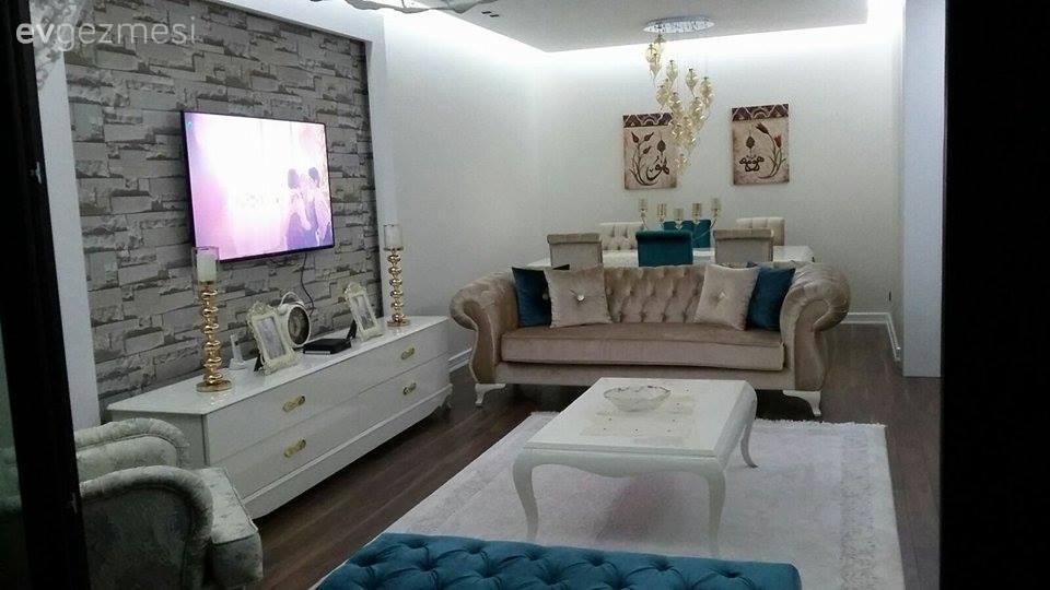 Ercan beyin şıklığın konfor ile buluştuğu ferah evi..