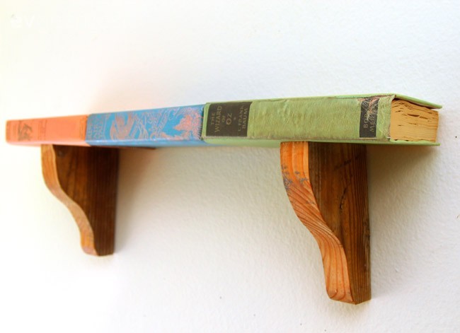 Kendin Yap Projesi: Eski kitaplardan raf yapımı