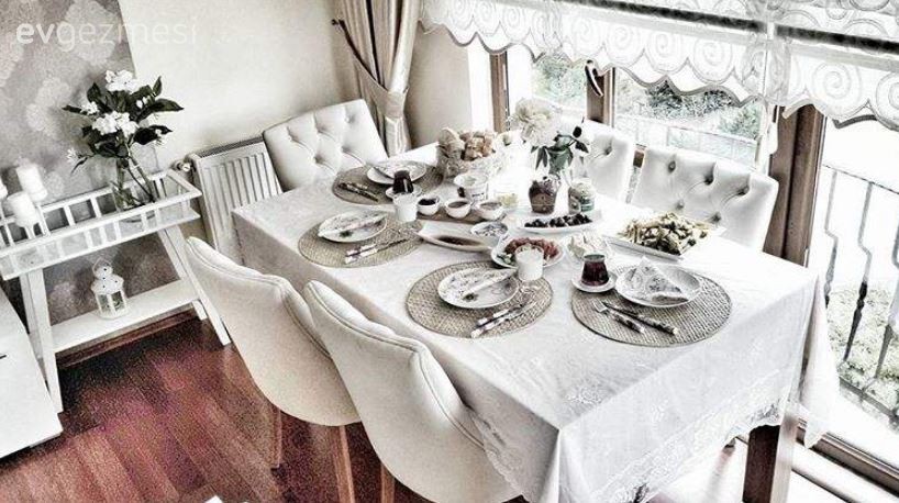 Sibel hanımın kahverengi ve mavi ile sıcaklık kazanan modern evi..