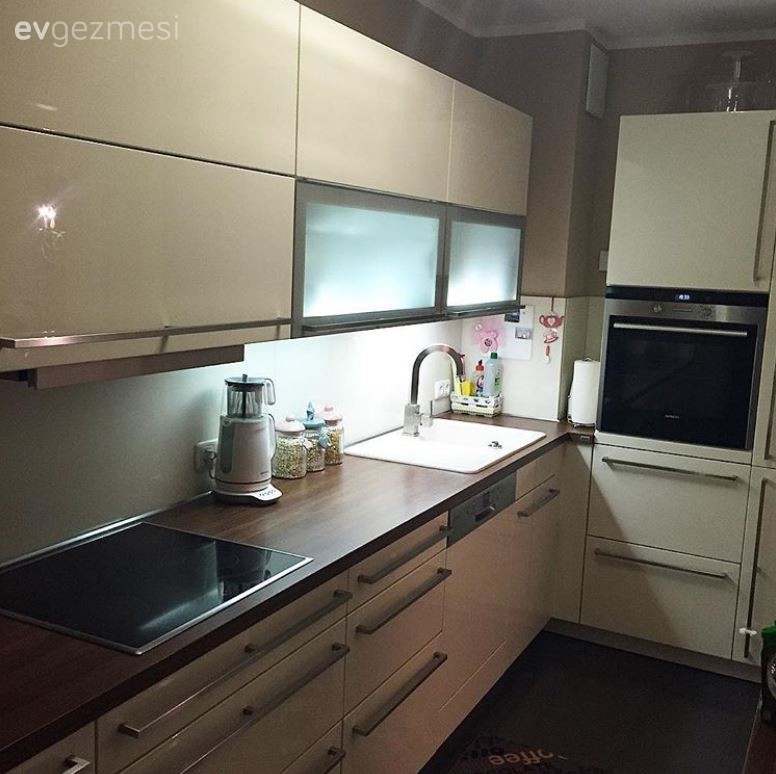 Necla hanımın feminen dokunuşlarla, zarif ve konforlu evi..