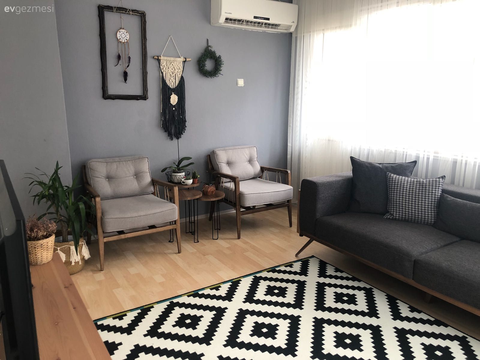 Renkli bir ortamdan, sade ve doğal dekora.. Leyla hanımın evinin yeni tasarımı.