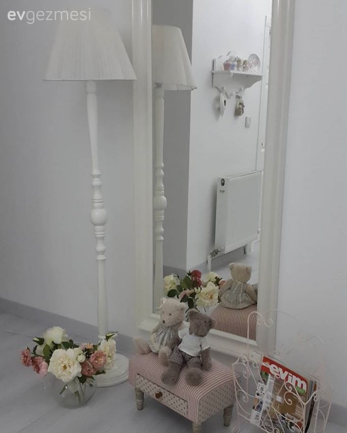 Belkıs hanımın, içimizi açan zarif evinden yeni kareler.