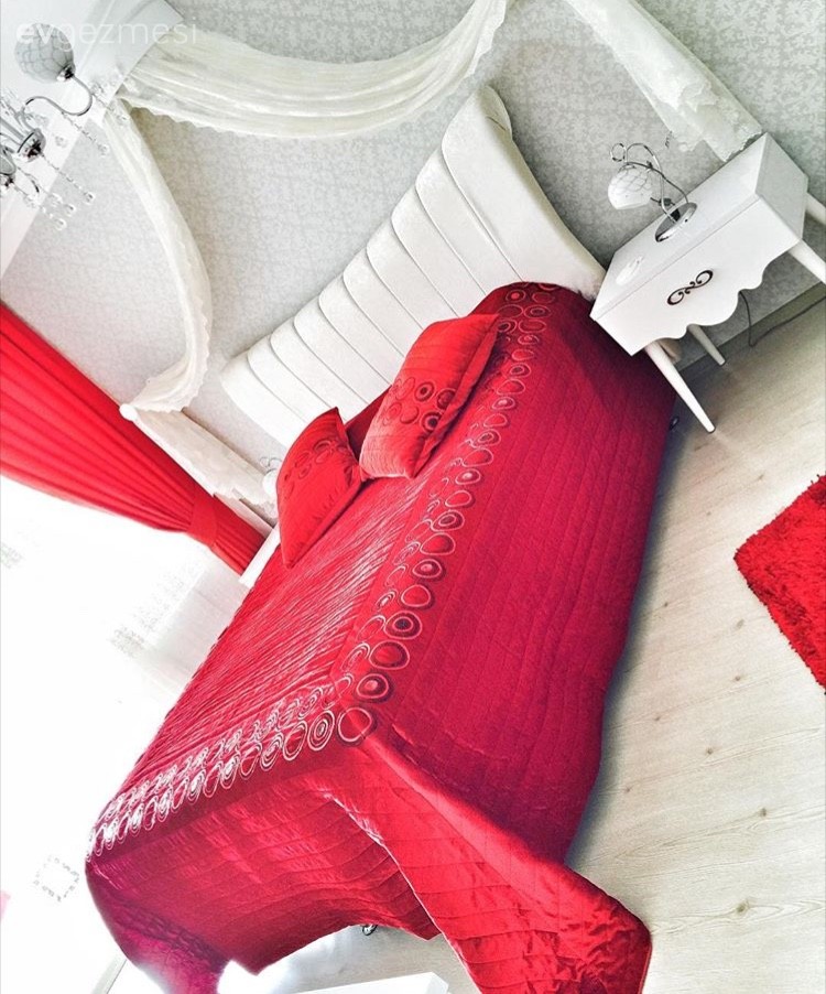 Fon perde, Kırmızı, Yatak Odası, Yatak tacı, Perde