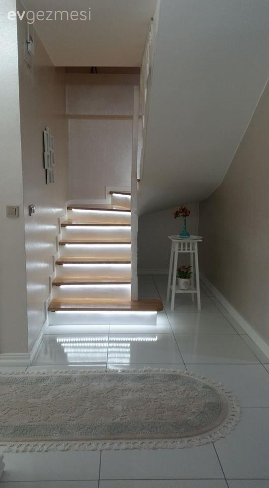 Antre, Led aydınlatma, Merdiven