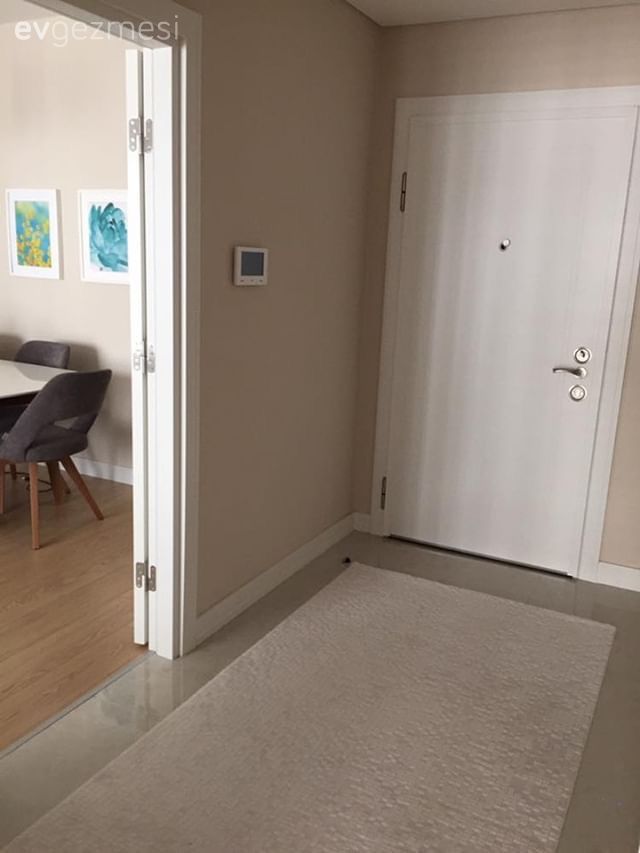 Antre, Antre halısı, Çelik kapı