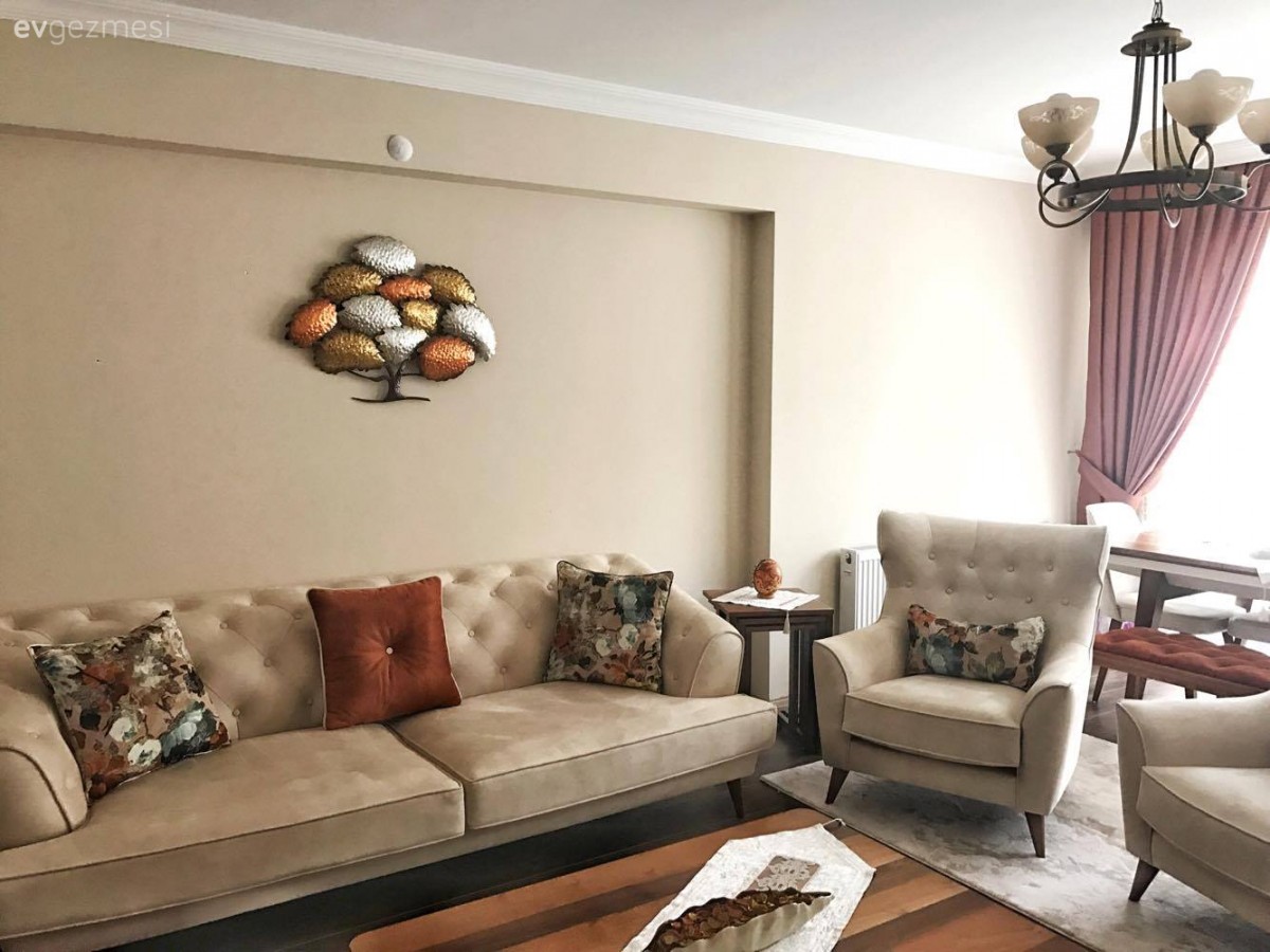 Ahşap Mobilya, Berjer, Duvar dekorasyonu, Krem, Orta sehpa, Salon, Turuncu