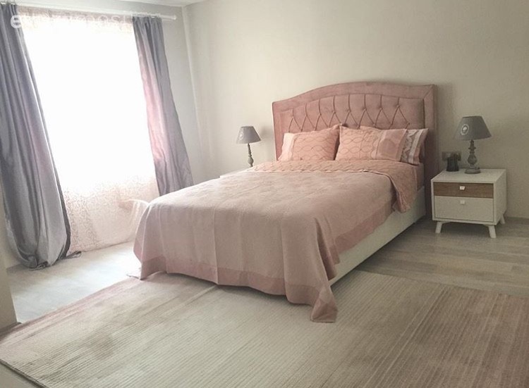 Genç çiftin tadilatla zevklerine göre tasarladıkları, özgün bir ev..