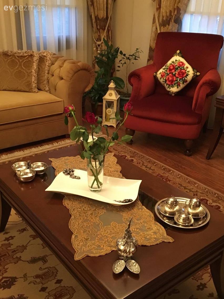 Ahşap Mobilya, Berjer, Halı, Kırmızı, Orta sehpa, Salon