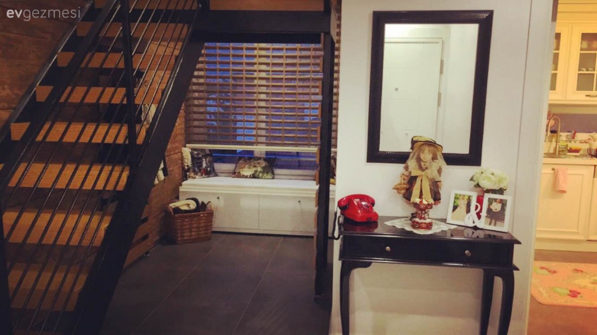 Ayna, Dresuar, Hol, Merdiven