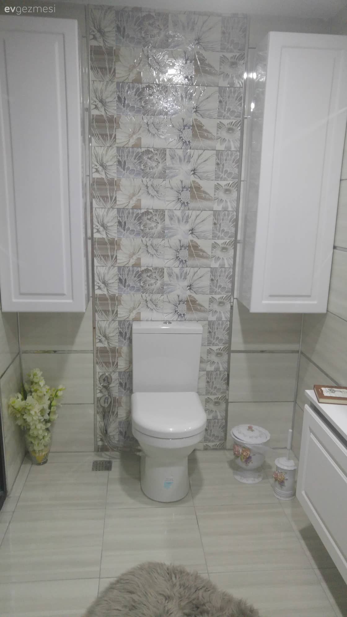 Banyo, Banyo seramikleri, Banyo dolabı