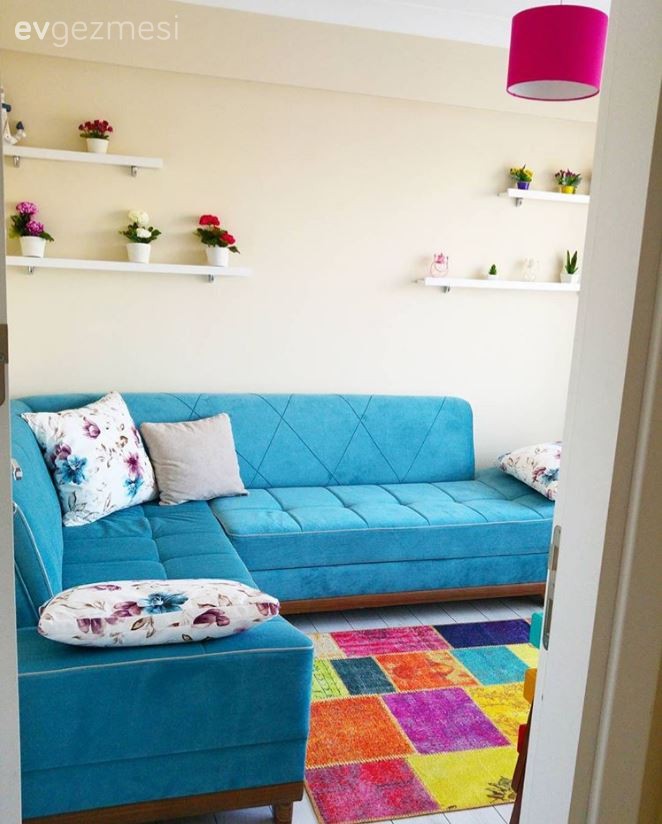 Elçin hanımın eşinin tasarımı detaylarla, canlı ve özgün evi..