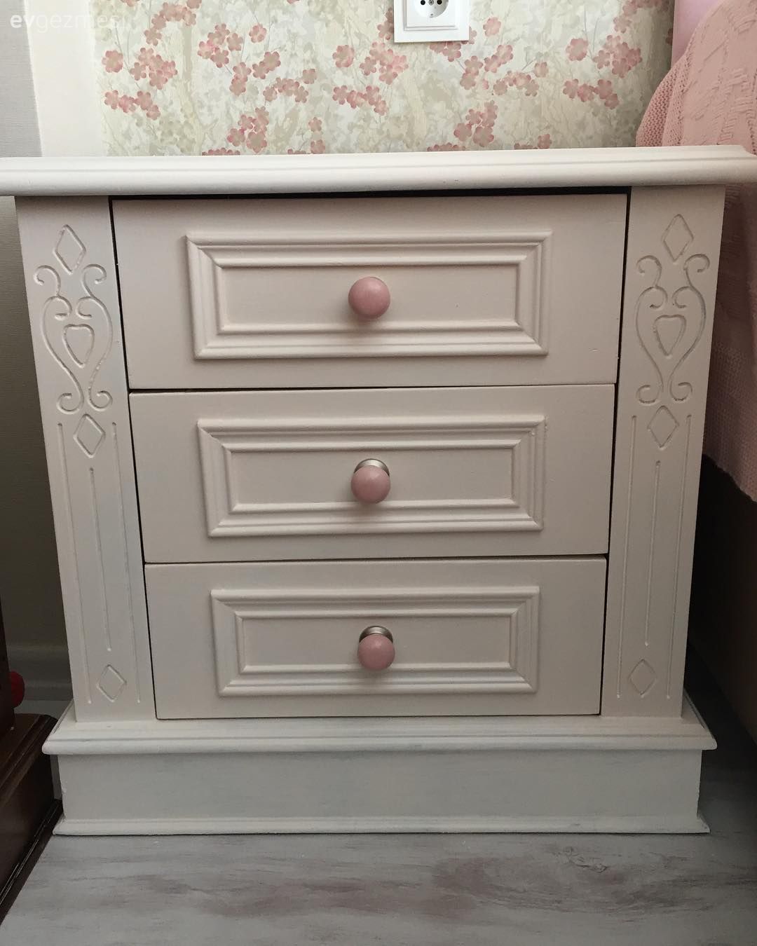 Kendin Yap, Mobilya boyama, Öncesi / Sonrası