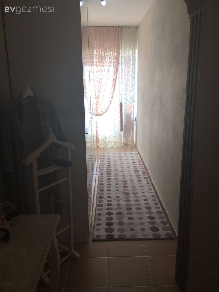 Seçil hanımın konforu ön planda tutan modern dekoru..