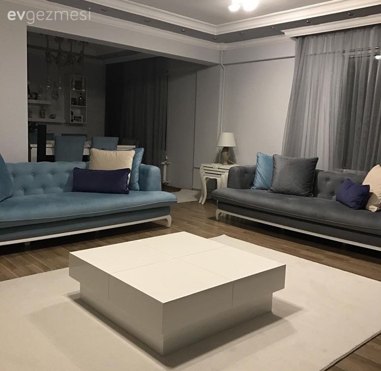 Gri, Halı, Mavi, Orta sehpa, Perde, Salon