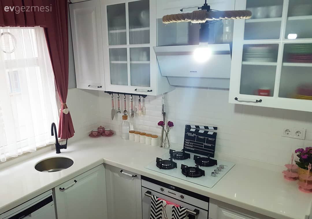 Tadilat sonrası hem tatlı, hem kullanışlı. Özge hanımın mutfağı..