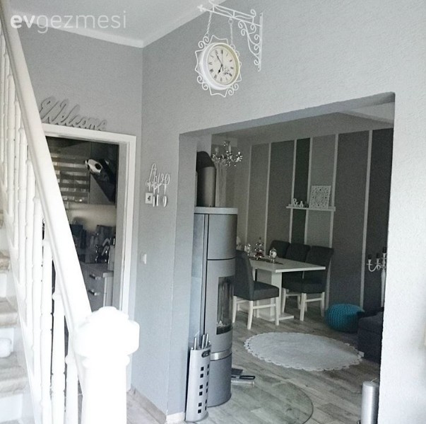 Derya hanımın grinin etkisinde İskandinav stil evi..