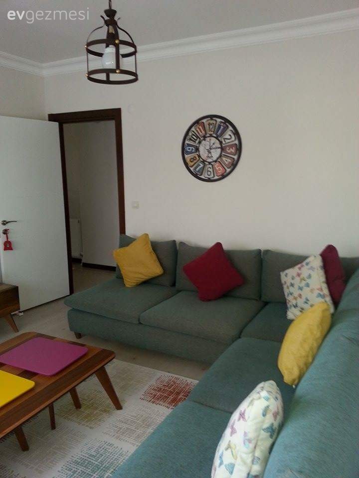 Dilek hanımın sade ve zarif evinden kareler..