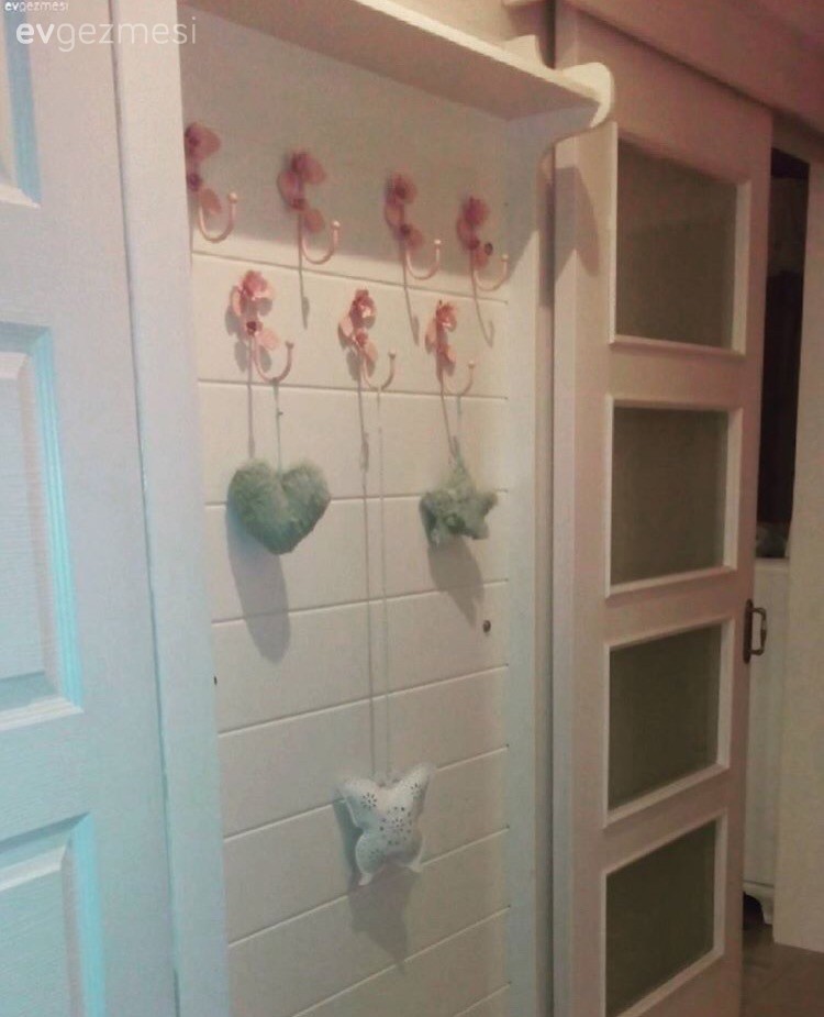 Beyazlar içinde sade ve zarif bir mutfak: Perihan hanımın yeni mutfağı