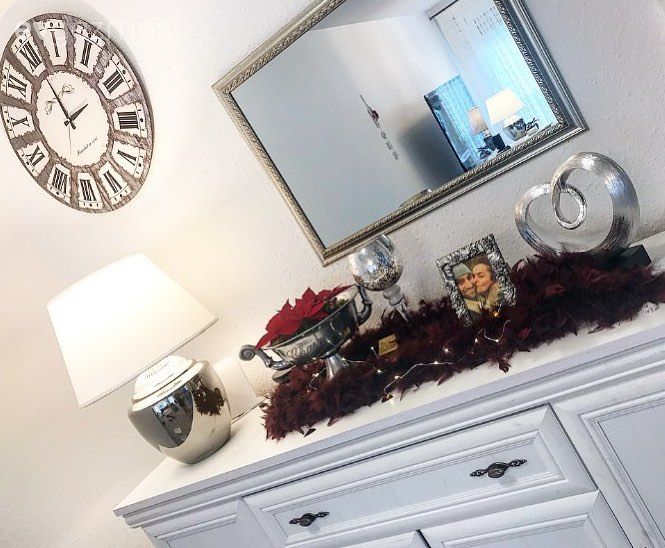 Kırmızı Detaylar Bu Eve Cazibe Katıyor