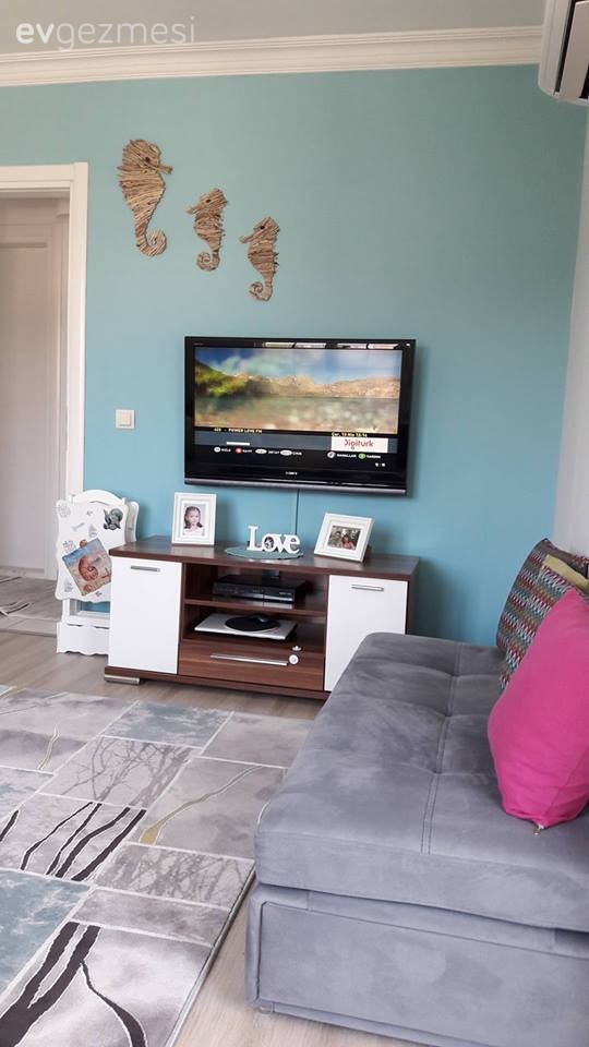 Senem hanımın el emeği aksesuarlarla kişiselleşen deniz temalı odası..