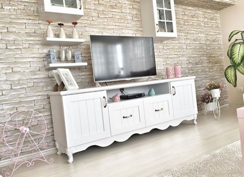 Gülsüm hanımın bol desenle, cıvıl cıvıl evi..