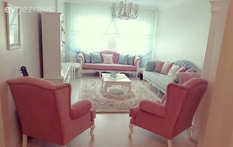 Duygu hanımın emeği ve zevkini kattığı, zarif ve tatlı evi..