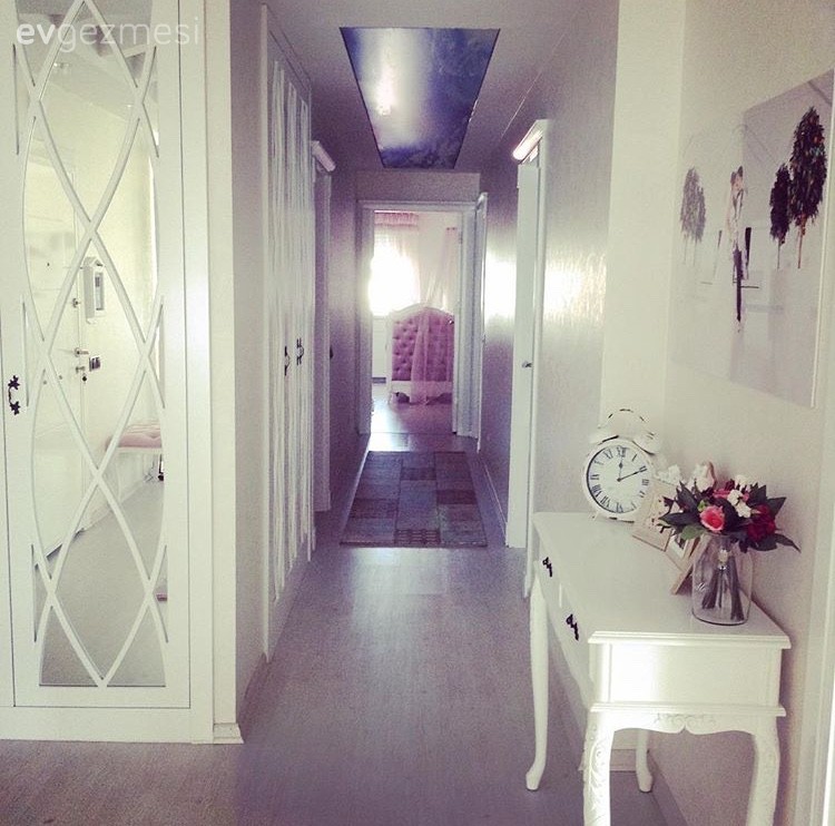 Antre, Ayna, Dresuar, Gergi tavan, Hol