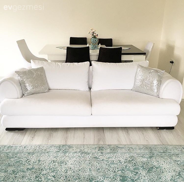 Burcu hanımın bol emekle dönüşen, serin renklerde dingin ve şık evi..