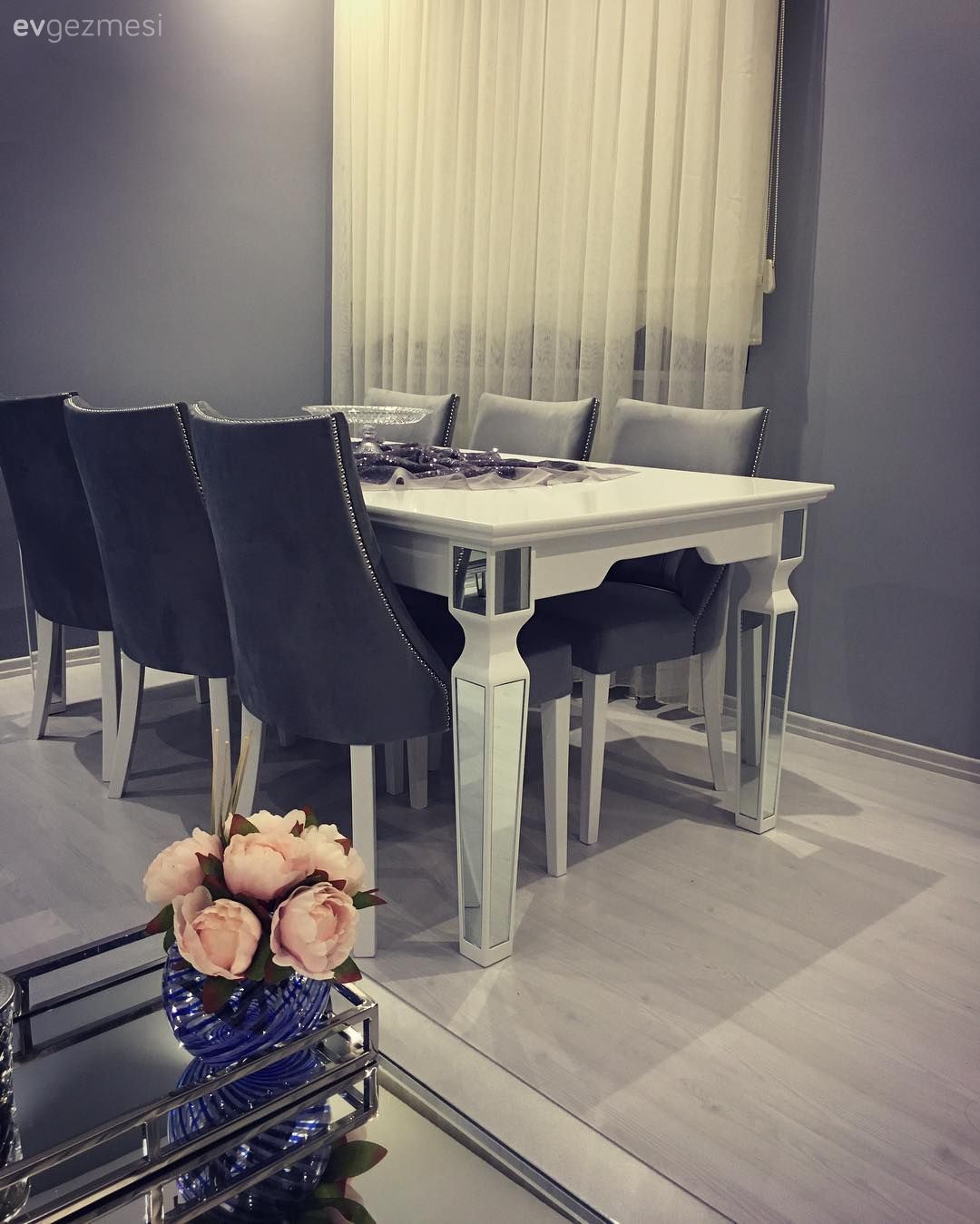 Gri, Salon, Yemek Odası