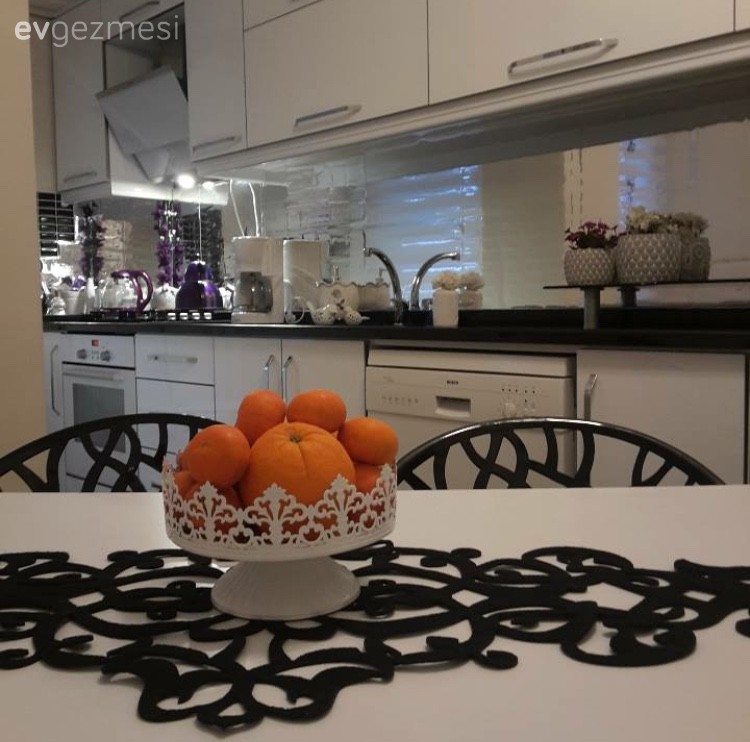 Şeyna hanımın 32 lira maliyetle farklılık yaptığı mutfağı..