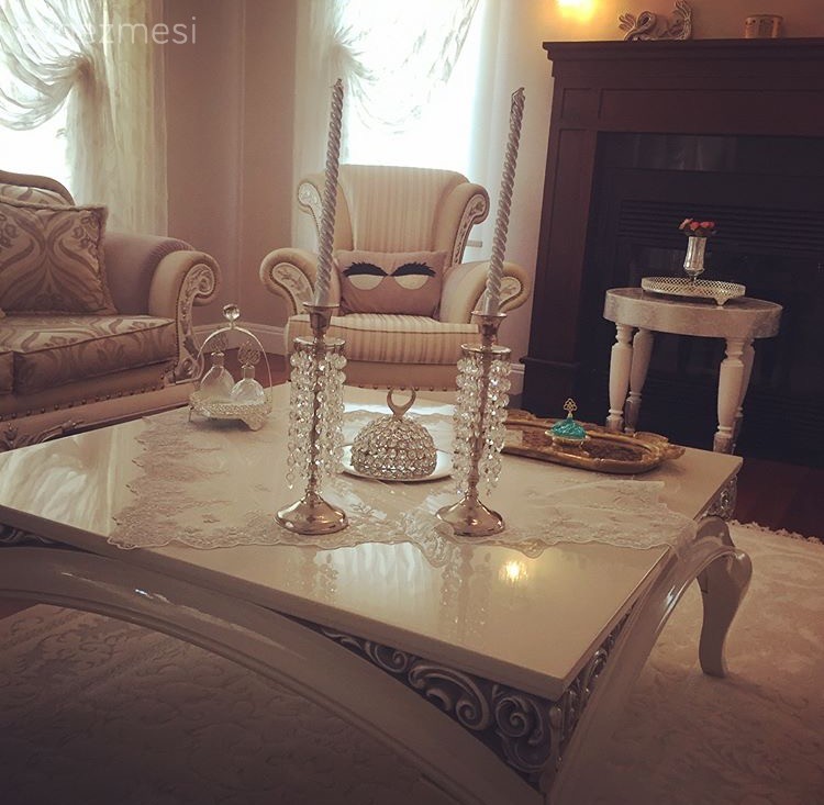 Aksesuarlarla kimlik kazanan bir ev. Şule hanımdan..