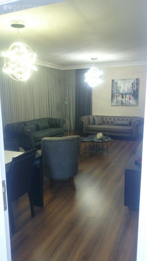 Koyu tonların dramatik şıklığı.. Sitem hanımın stil sahibi evi.