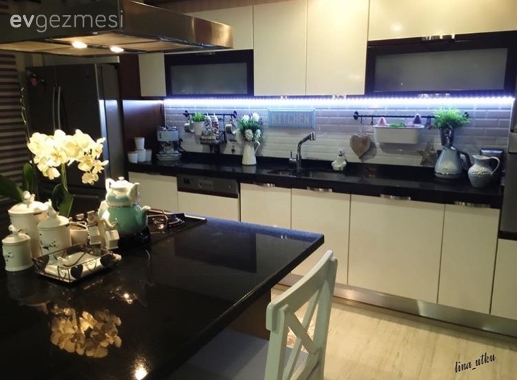 Çiğdem hanımın aksesuarlarla kimlik kazanan, tatlı evi..