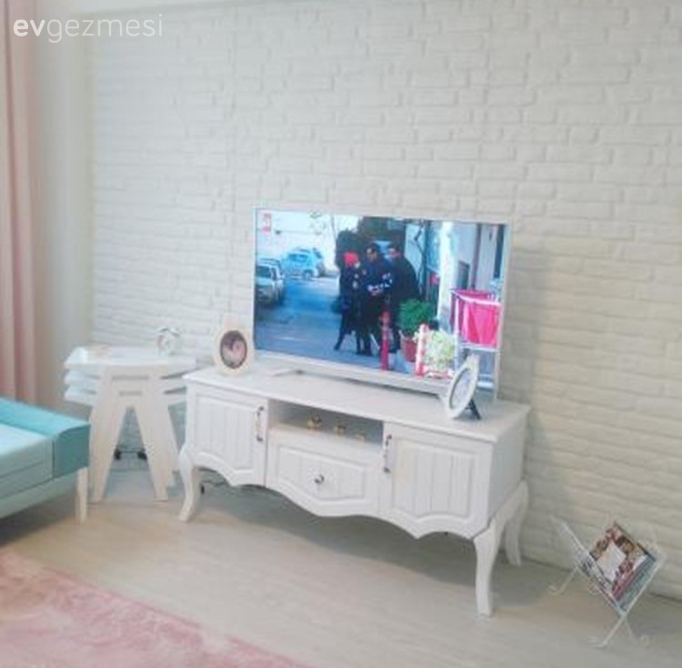 Oturma Odası, Tv ünitesi