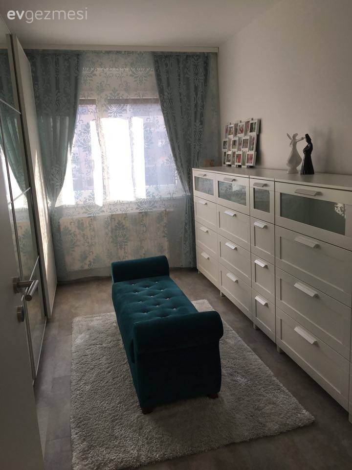 Giyinme odası, Halı, Mavi, Perde, Puf