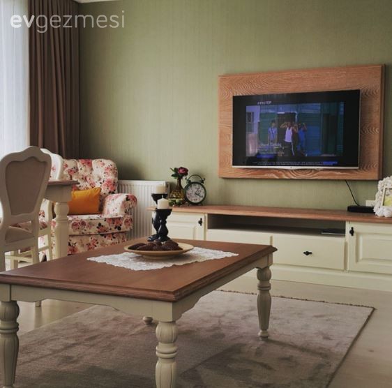 Sibel hanımın nostaljik esintilerle dolu sıcak ve zarif evi..