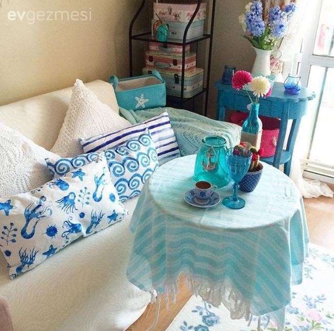 Aynı odadan aksesuar değişimleri ile bambaşka oda dekorları..