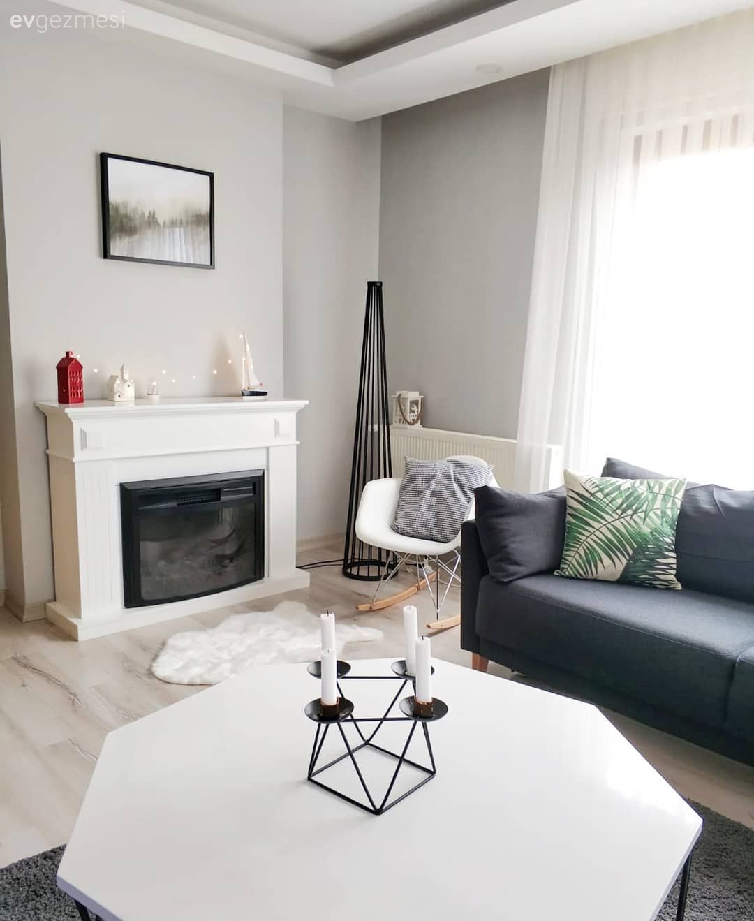 Salon, Orta sehpa, Köşe koltuk, Şömine, Sandalye, Eames sandalye, Füme