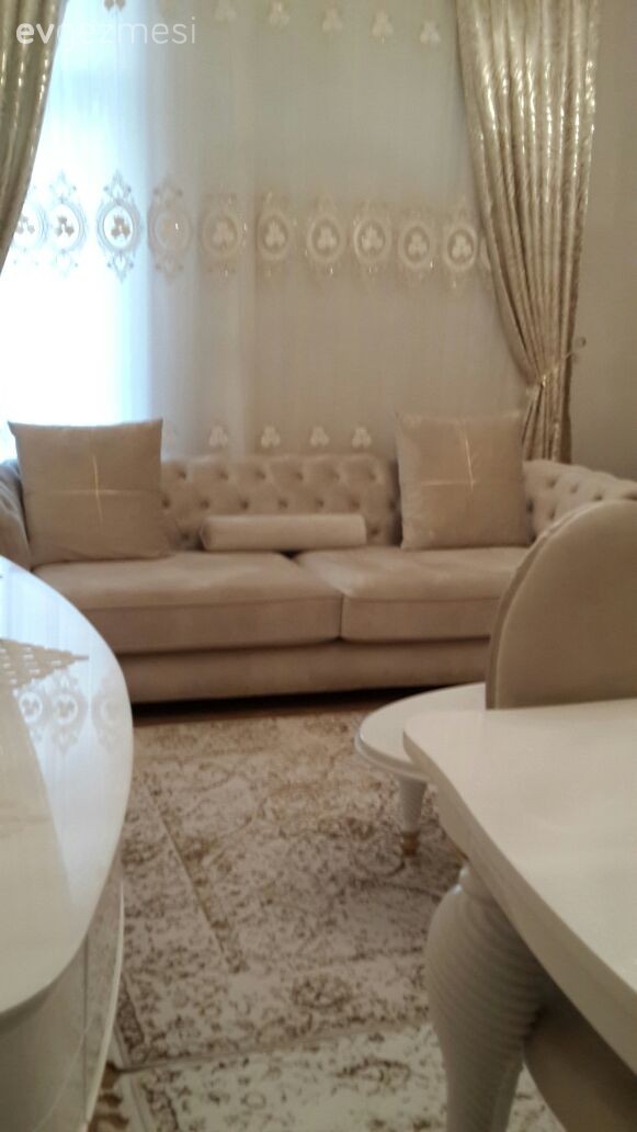 Altın, Fon perde, Halı, Krem, Perde, Salon