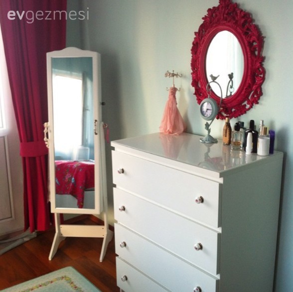 Ayna, Nar çiçeği, Pembe, Perde, Yatak Odası, Yeşil