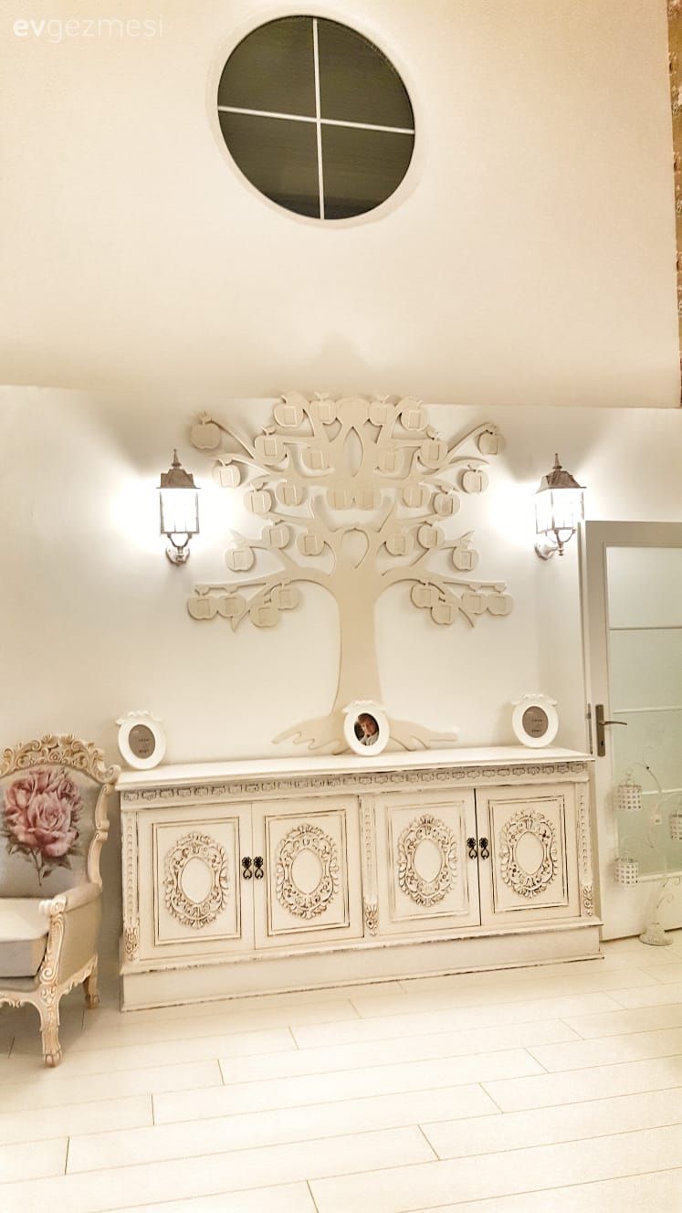 Nazlı hanımın harika tasarımlara ev sahipliği yapan, nostaljik evi..