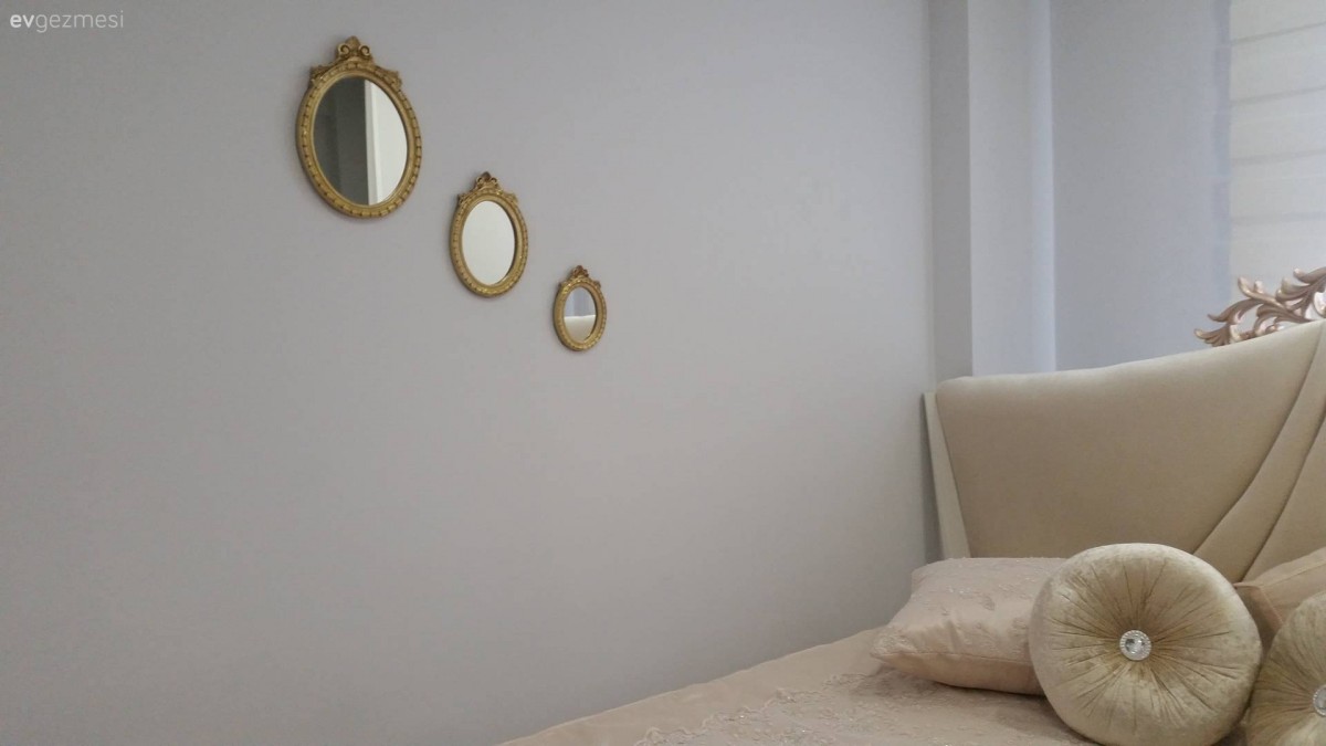 Ayna, Duvar dekorasyonu, Yatak Odası